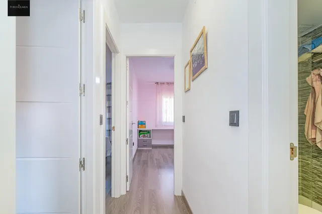 Hijar, Calle Altamira, 3 dormitorios, baño y aseo. — 26