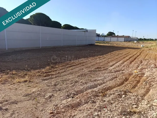 “Tu proyecto empieza aquí: parcela urbana en pleno Arenales.
