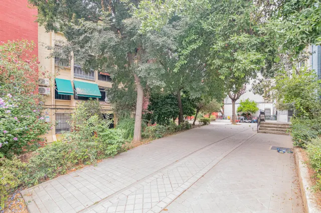 VENTA 5 DORMITORIOS. BAÑO. ASEO. REFORMADO — 35
