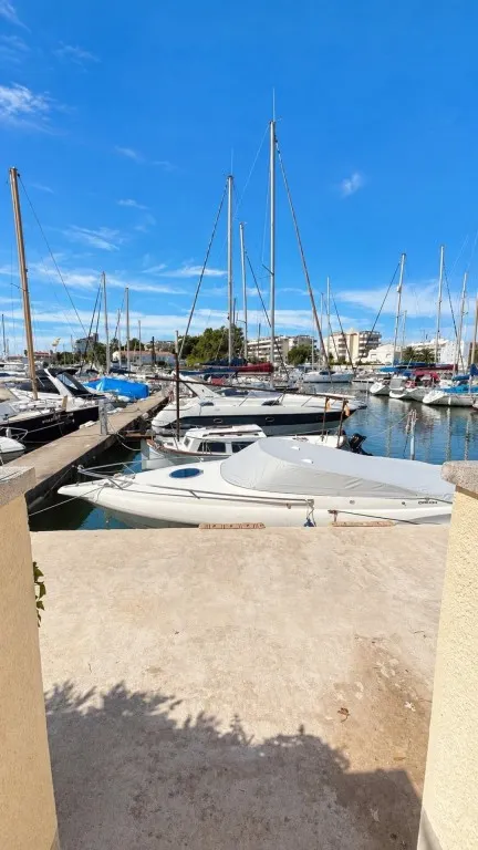 Casa de 3 dormitorios con amarre privado de 10 x 3,50 m, licencia turística y piscina comunitaria – Port Estrella, Santa Margarida, Roses — 29