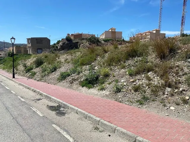 Venta de Solar urbano ideal para chalet independiente - foto 3