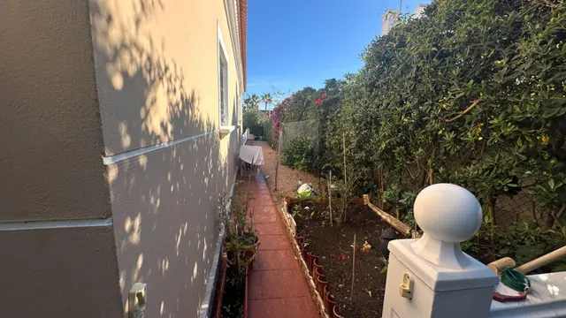 Villa 6 habitaciones 290m² en venta - Torre la mata — 48