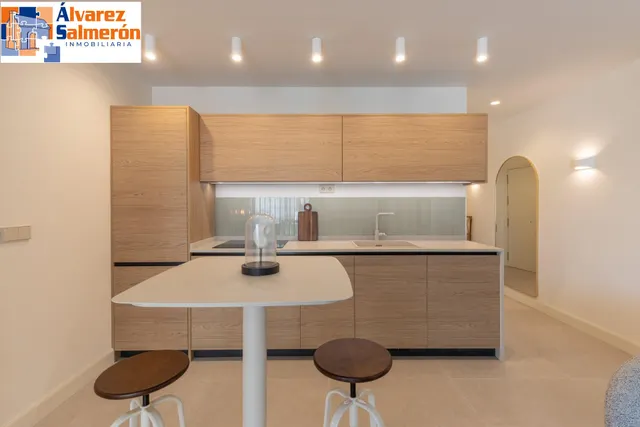 ¡exclusivo apartamento en primera linea de playa con reforma integral de alta gama! — 8