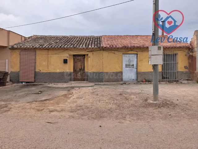 SE VENDE CONJUNTO INMOBILIARIO CON TRES UNIDADES ALQUILADAS 