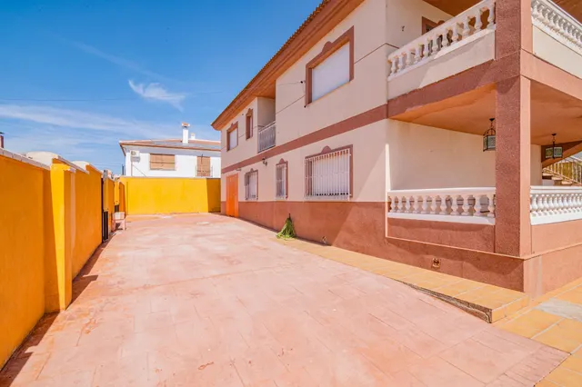 ¡Impresionante Chalet en Lachar con Piscina y Amplios Espacios! ✨ — 39