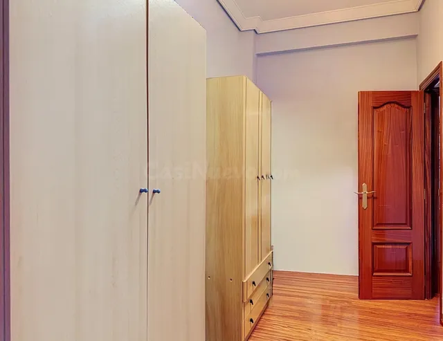 Casi 100 m2 y cuatro habitaciones en los primeros números de Zabaleta. Casi nada. — 33