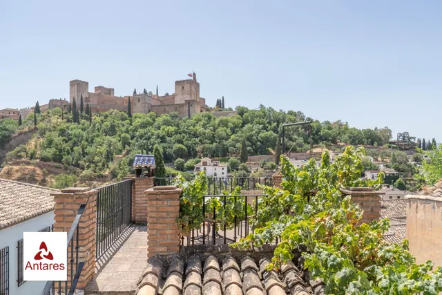 Espectacular casa con vistas directas a la Alhambra y Licencia Turística Activa en el Albaicín — 19