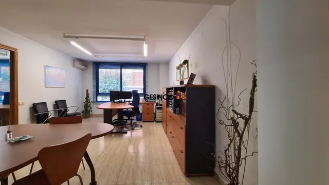 ENTRESUELO EN VENTA O ALQUILER EN AMPLIA AVENIDA DE ONTINYENT — 4