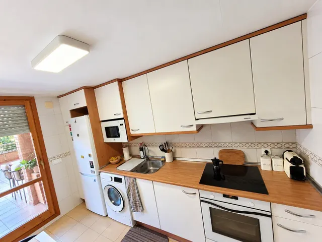 ¡piso reformado en actur, totalmente exterior y con espectacular terraza! — 28