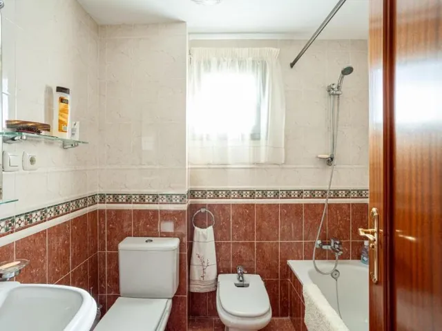 Maravilloso apartamento situado en la Urbanización Miramar en Fuengirola. — 18