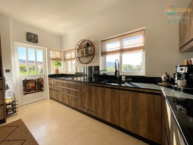 Magnifico chalet reformado con piscina privada y gran jardin en la azohia — 15