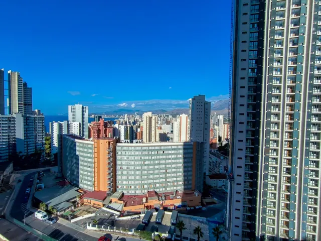 Amplio piso de 2 dorm. en la emblemática y moderna Torre Lugano - www.inmobiliarialesdunes.com — 16