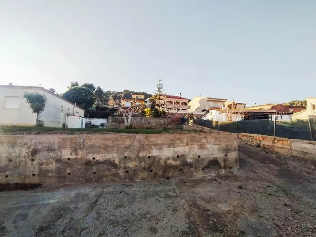 PARCELA EDIFICABLE PLANA A LA VENTA EN CUNIT URBANIZACIÓN LOS ROSALES — 14