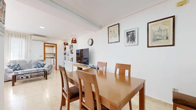 PRECIOSA Y ESPECTACULAR  CASA EN CHIVA  . OJO INVERSORES!!! — 27