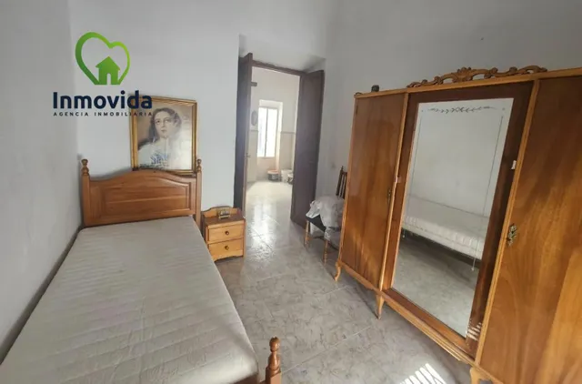 Amplia Casa en el Corazón del Casco Antiguo de Córdoba por €299,900 — 10