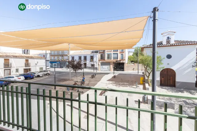 Edificio con gran potencial de inversión en La Zubia — 9