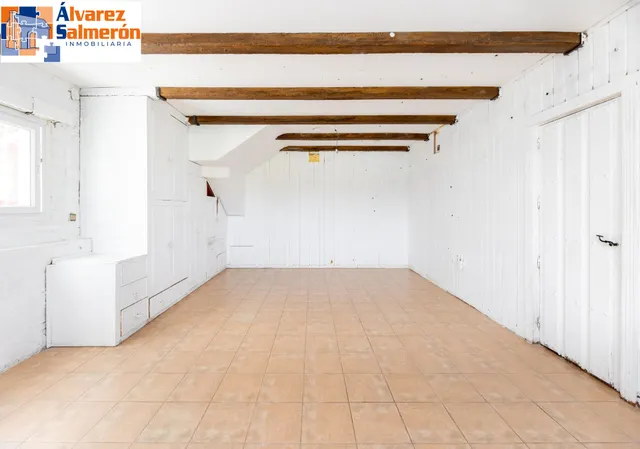 CHALET EN EL BARRIO DE MONACHIL — 36