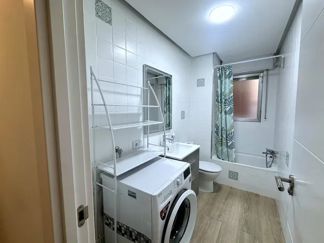 Habitación en alquiler en Zamora, Ensanche–Tres Cruces | 280 €/mes — 16