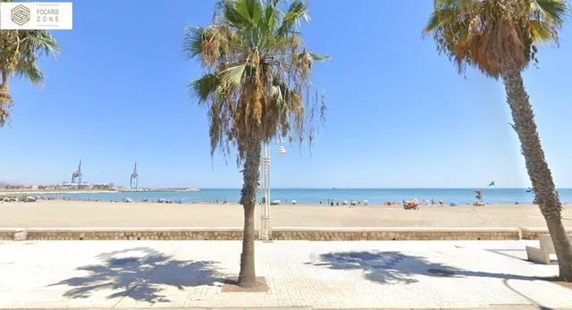 PRECIOSO PISO FRENTE AL MAR — 19