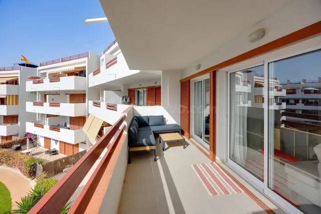 Apartamento 2 habitaciones 82m² en venta - Punta Prima - foto 4