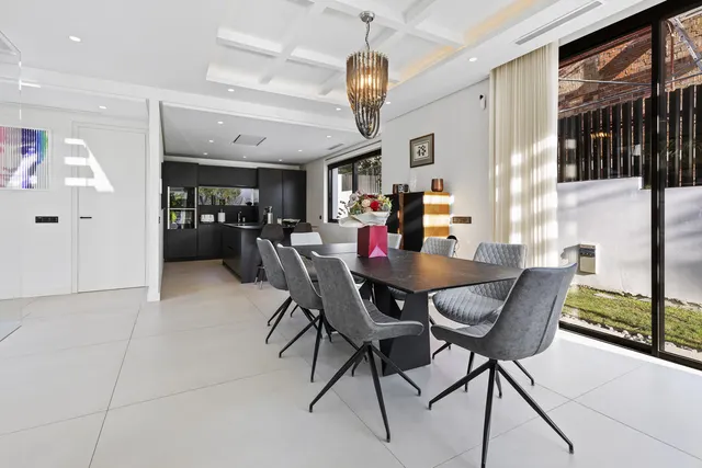 Chalet 6 habitaciones 365m² en venta - Marbella — 11
