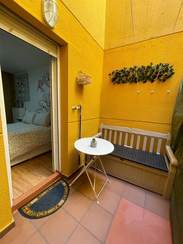 APARTAMENTO CON PATIO Y GARAJE EN EL MOLAR — 12
