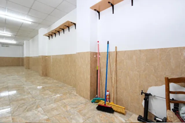 BAJO EN VENTA EN TORRENT – 81 m2, REFORMADO, A PIE DE CALLE Y CON MÚLTIPLES POSIBILIDADES — 6