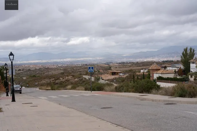 VENTA DE PARCELA EN LA URBANIZACIÓN CAÑADAS DEL PARQUE — 47