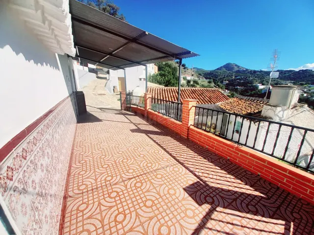 Casa en Venta en Canillas de Aceituno. - foto 4