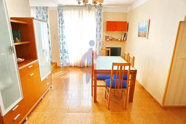 Ático en alquiler anual en el Conjunto de apartamentos turís - foto 3