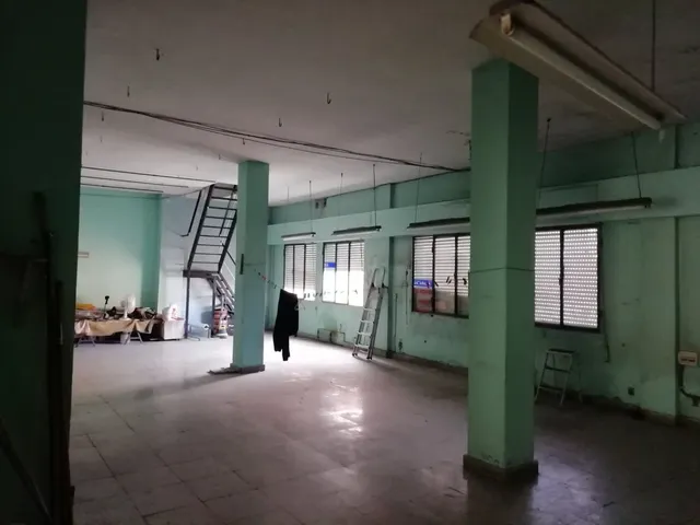VENTA LOCAL COMERCIAL — 11