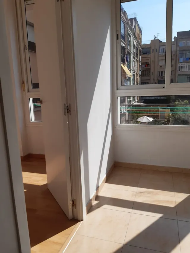 Dos habitaciones dobles - céntrico - ascensor — 2
