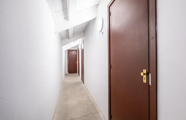 Oportunidad! Piso en Urb. Las Suertes — 40
