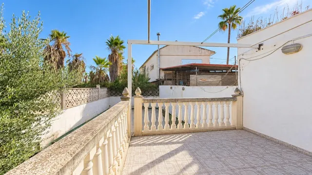 Casa con piscina y gran potencial en Sa Indiotería — 39