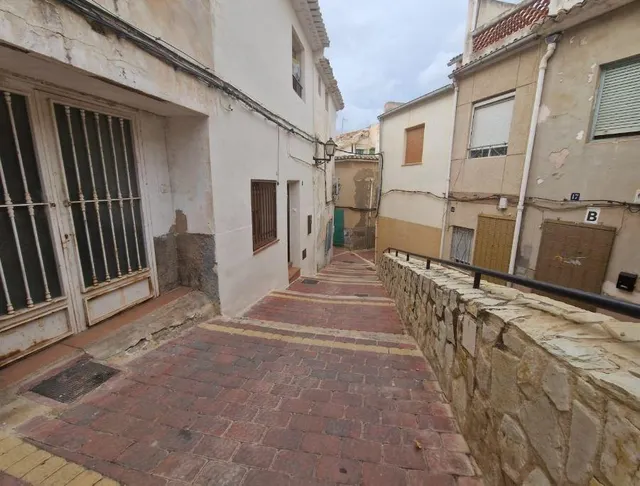 Casa adosada para reformar en Petrer — 13