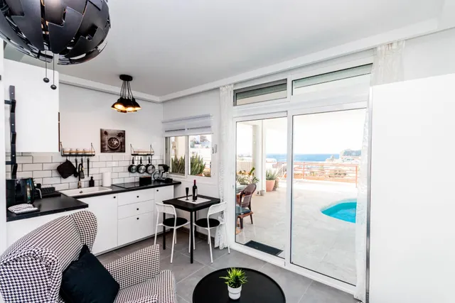 Estudio Renovado con Vistas al Mar en Puerto Rico - foto 5