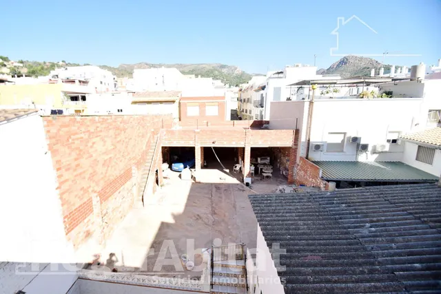 GRAN CASA CON TERRAZA Y TRASTERO — 29
