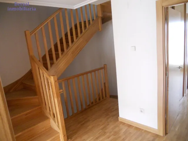 Chalet en venta en Navarrete. Muy amplio. A estrenar. — 8