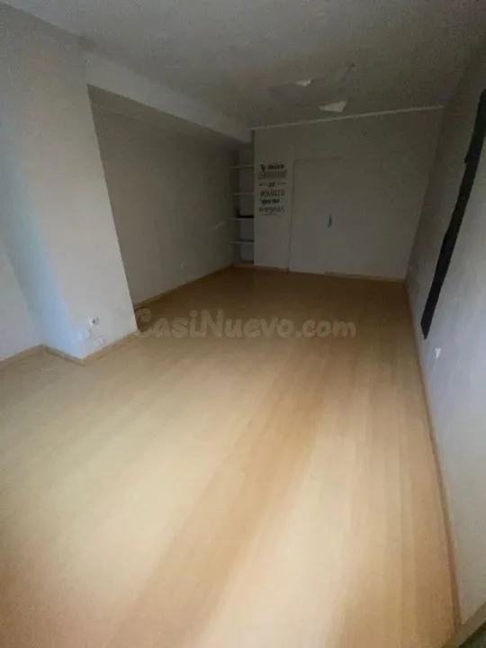 SE VENDE LOCAL EN ZONA CENTRO!!!!! - foto 2