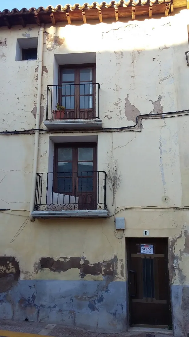 VENDO CASA PARA REHABILITAR EN PLAZA ALMEHORA — 8