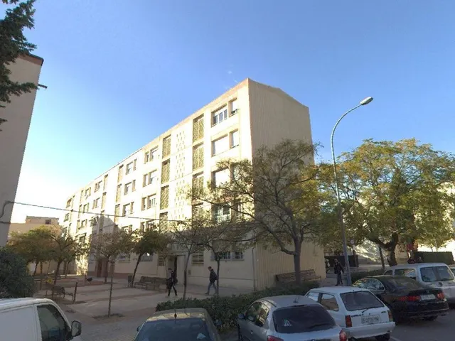 Se vende Piso OKUPADO en Illa Noble Nº 3 Sabadell, (Barcelon