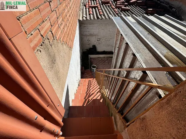 Casa con grandes terrazas y potencial de reforma en Sabadell Norte — 24