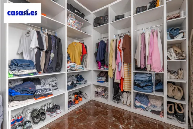 Encantadora Casa Reformada en Ogijares con Vistas y Espacios para Disfrutar — 21
