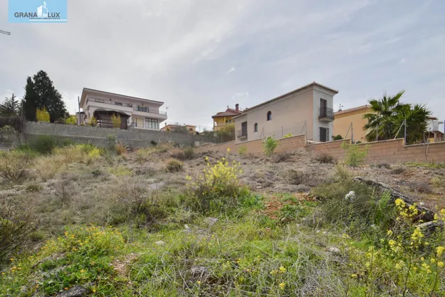 PARCELA EDIFICABLE EN EL BARRIO DE MONACHIL — 8