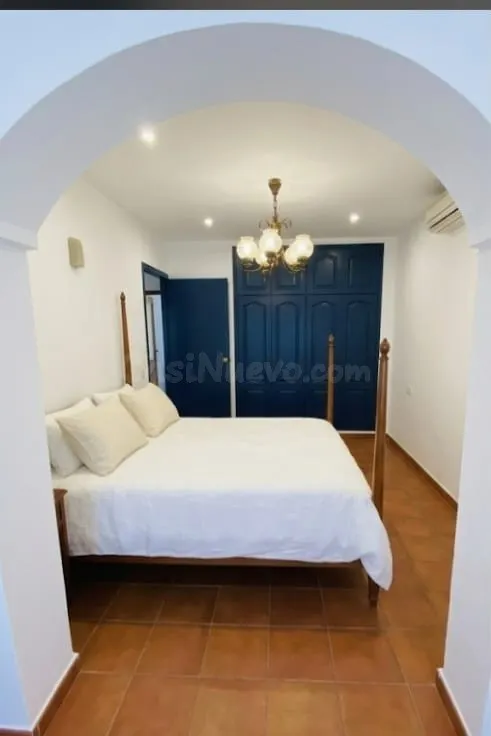 MAGNÍFICO CHALET ADOSADO CON GRAN JARDÍN PRIVADO Sótano Independiente de 90 m² | ¡Oportunidad Única de Inversión! — 9