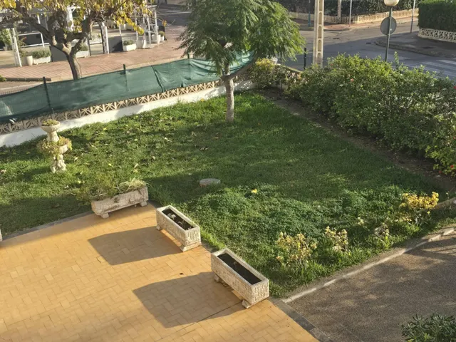 SE ALQUILA CON OPCION A COMPRA DUPLEX A 50 MTS DE LA PLAYA — 33