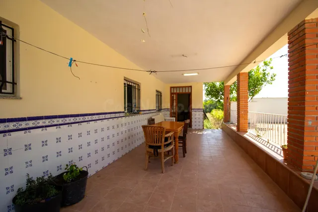 CHALET EN ALQUILER DE LARGA DURACIÓN EN LAS AFUERAS DE L’OLL - foto 3