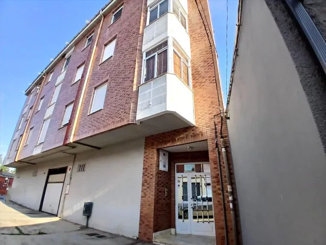 ESTUPENDO PISO EN TROBAJO DEL CAMINO