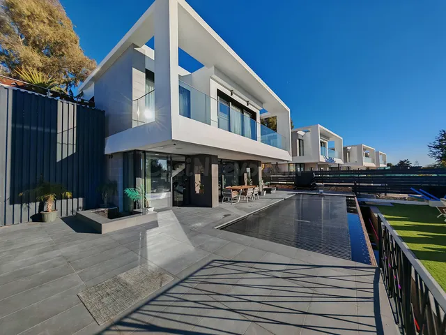 Chalet 4 habitaciones 316m² en venta - Costa Del Sol