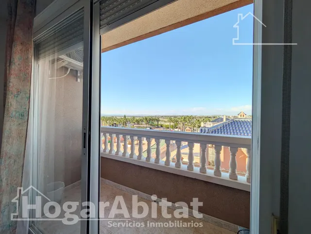 ¡Vistas panorámicas! Alto, impecable y luminoso con ascensor y balcón, todo amueblado — 9